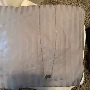 Kendra Scott necklace